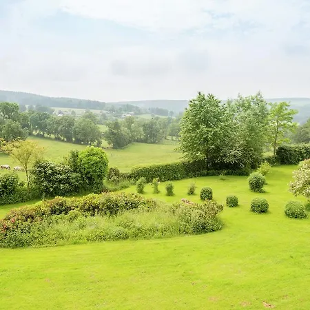 Сasa de vacaciones Farm With Lovely Panoramic Views *