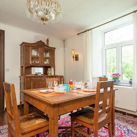 Tatil Evi Farm With Lovely Panoramic Views Stavelot
