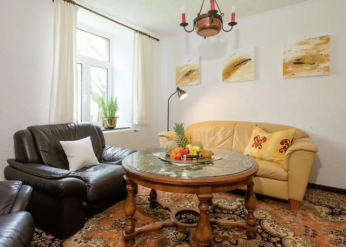 Farm With Lovely Panoramic Views Hébergement de vacances