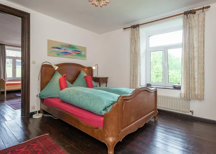 Farm With Lovely Panoramic Views Hébergement de vacances *