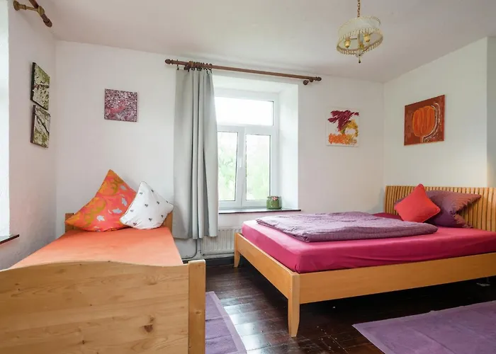 Hébergement de vacances Farm With Lovely Panoramic Views *