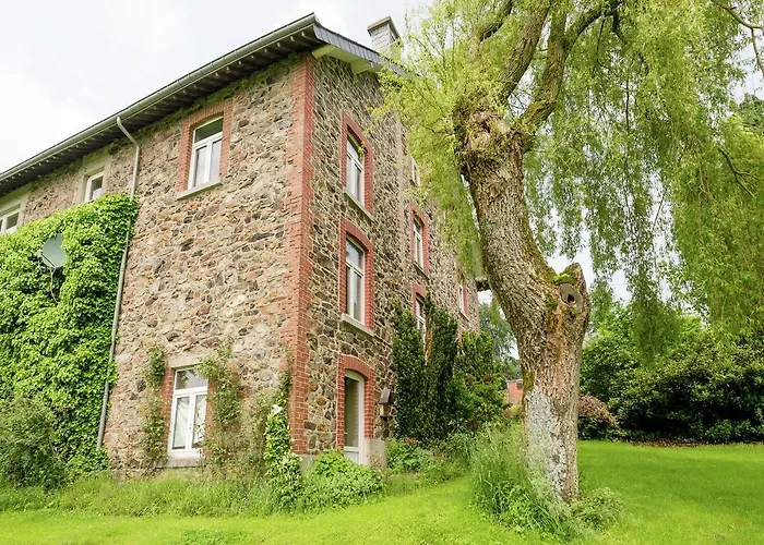 Farm With Lovely Panoramic Views *