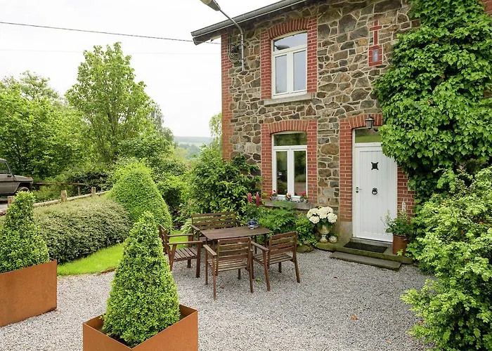 Farm With Lovely Panoramic Views